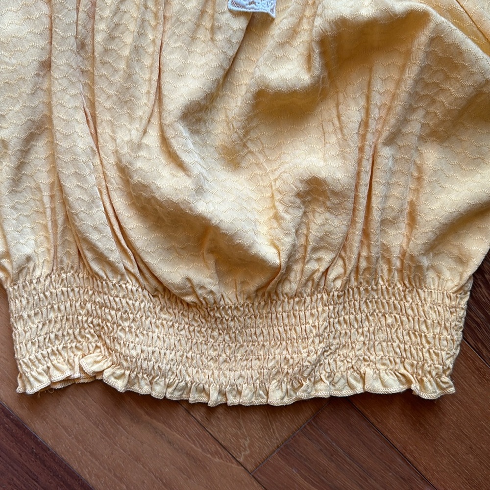 Sadie and Sage Yellow Off the Shoulder Crop Top, size small - Picture 3 of 10